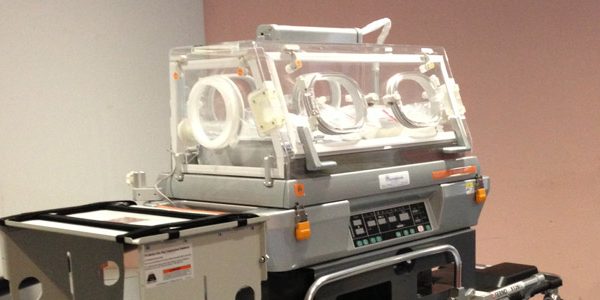 Incubatrice da trasporto donata alla Maternità di Careggi