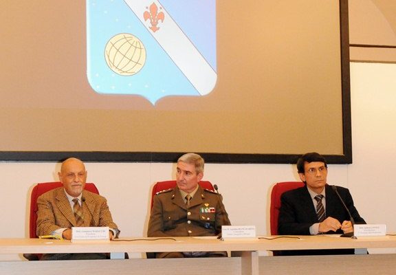AULA MAGNA RICAVATA IN SALA SETTECENTESCA DELL’ISTITUTO GEOGRAFICO MILITARE