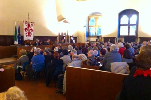 Tornano a risplendere gli Arazzi medicei con le storie di Giuseppe ebreo, un libro documenta i 27 anni di restauro