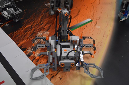 Archimede pitagorico (e un drone) entrano al Museo della Specola.