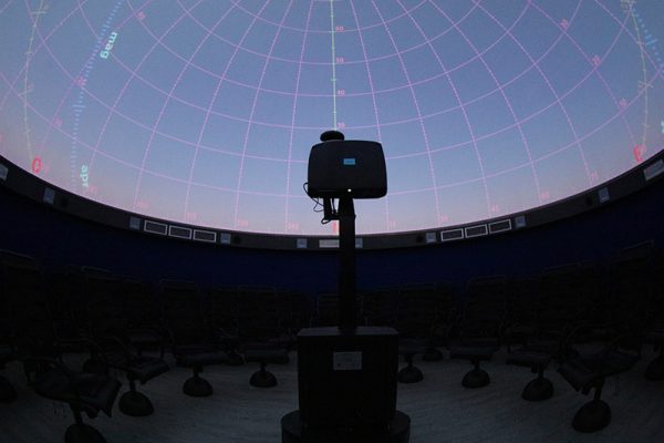 Fondazione Scienza e Tecnica: arriva il nuovo planetario Digistar Lite
