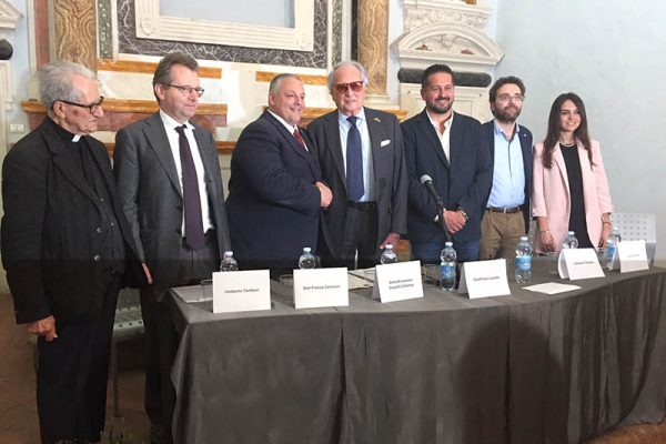 Donata alla città di Grosseto la collezione Luzzetti