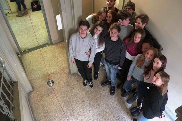 Il Liceo Machiavelli costruisce un Pendolo di Foucault