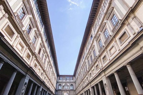 Oltre 200 visite guidate gratuite a musei e giardini storici per famiglie fragili